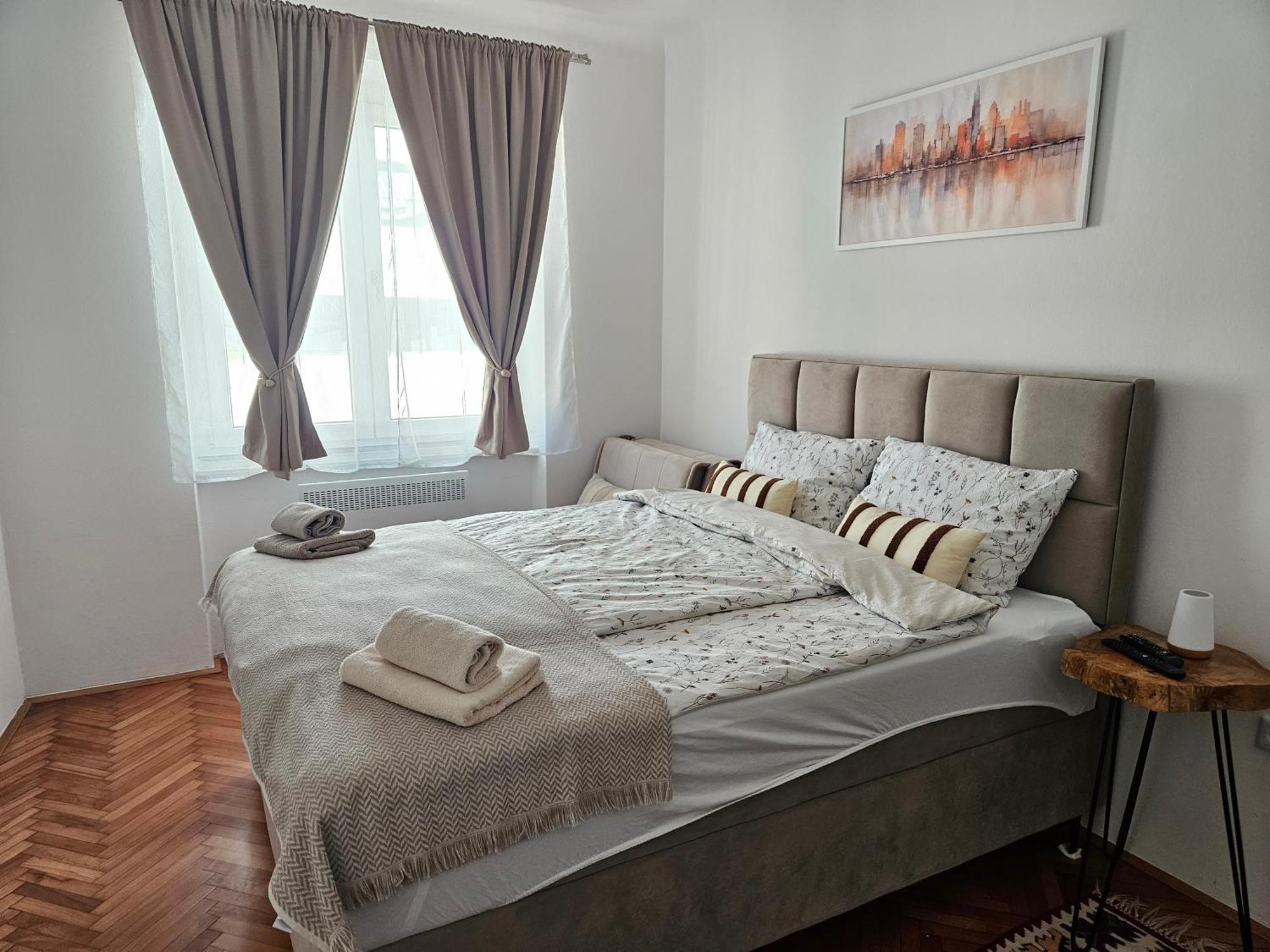 Retreat Apartment *